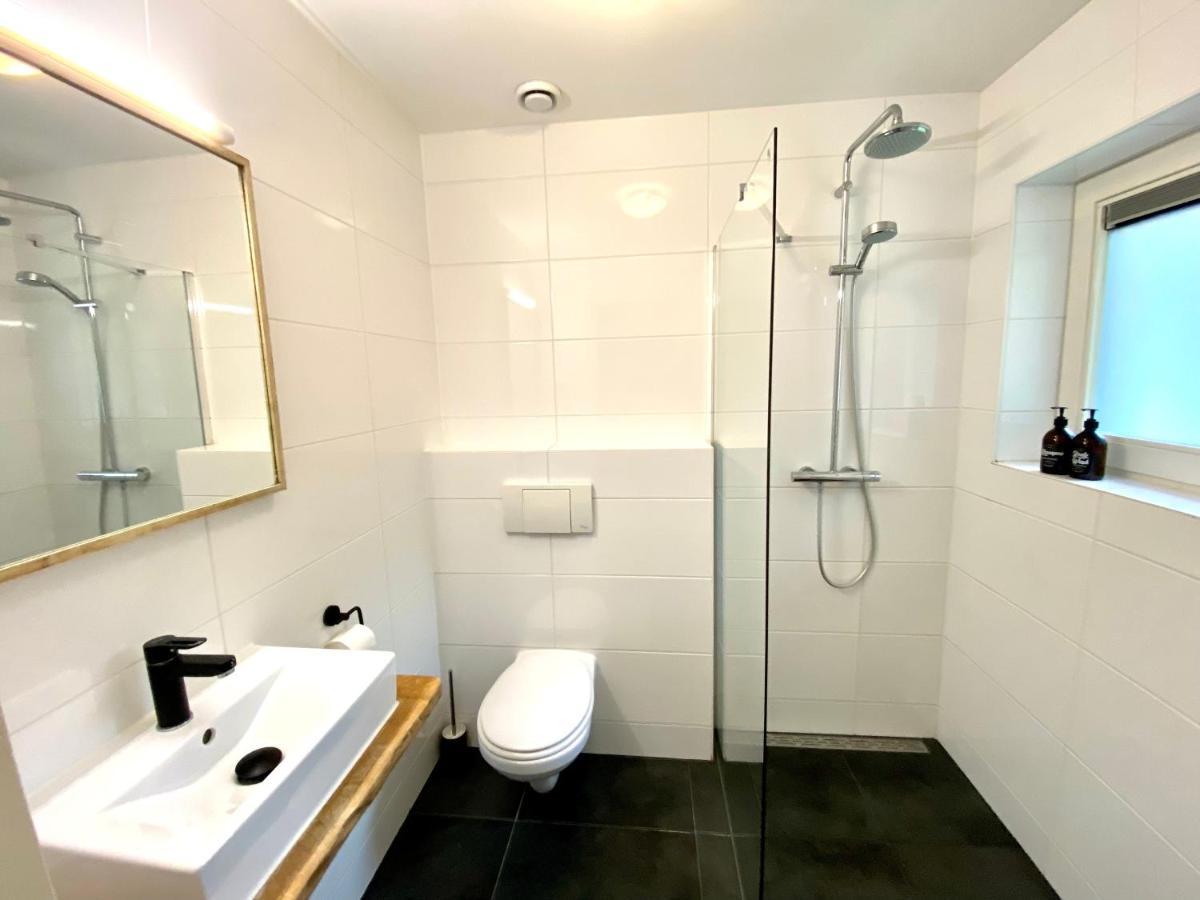 The Island Life Texel Met Jacuzzi Villa De Koog  Exteriör bild